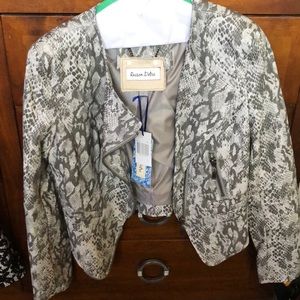 Brand new size 10 jacket snake print stunning.